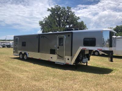2019 Merhow Trailers M8012 Toy Hauler 2019 Merhow Trailers M8012 Toy Hauler