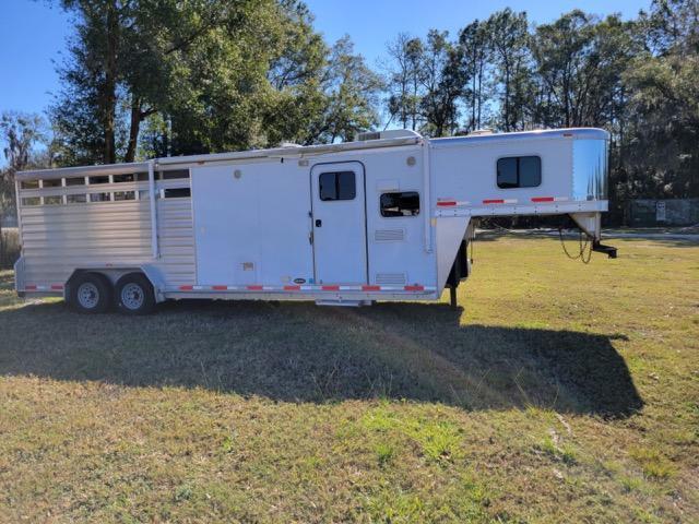 2014 Exiss Trailers 4 horse w/ 8' lq stock lq Horse Trailer 2014 Exiss Trailers 4 horse w/ 8' lq stock lq Horse Trailer