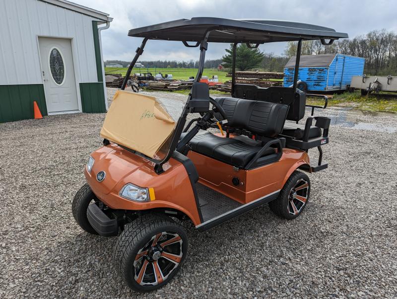 2022 Evolution CLASSIC 4 PLUS Golf Cart 2022 Evolution CLASSIC 4 PLUS Golf Cart