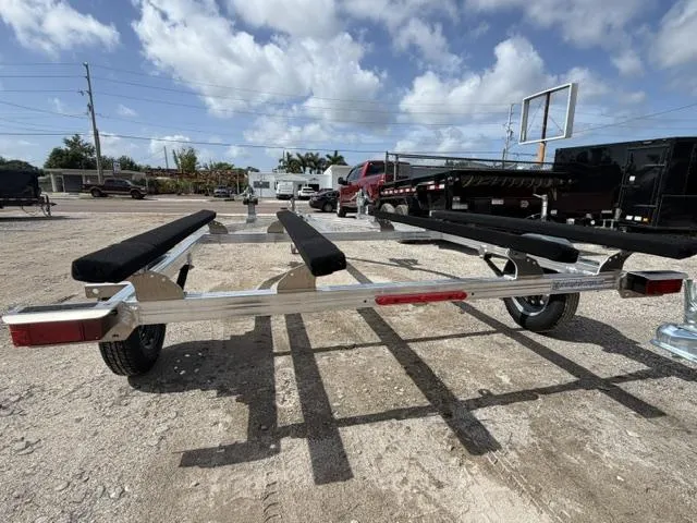 new Watercraft Trailers Yacht Club Trailers  for sale, in Kenneth City, FL Thumbnail 7
