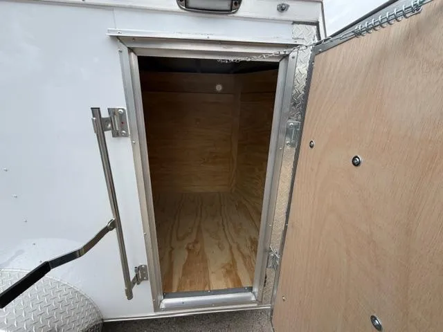 new Cargo (Enclosed) Trailers Diamond Cargo  for sale, in Saint Petersburg, FL Thumbnail 9