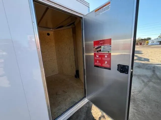 new Cargo (Enclosed) Trailers E-Z Hauler  for sale, in Kenneth City, FL Thumbnail 7