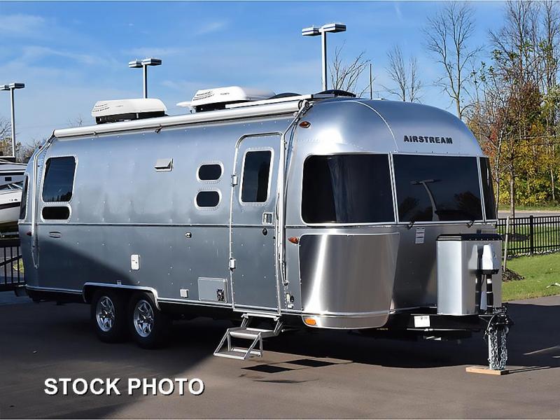 2022 Airstream International 25RB Travel Trailer 2022 Airstream International 25RB Travel Trailer