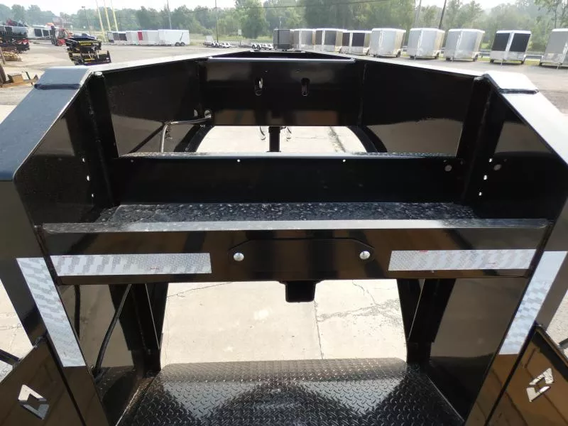 new Equipment / Flatbed Trailers Diamond C Trailers  for sale, in St. Johns, MI Thumbnail 10