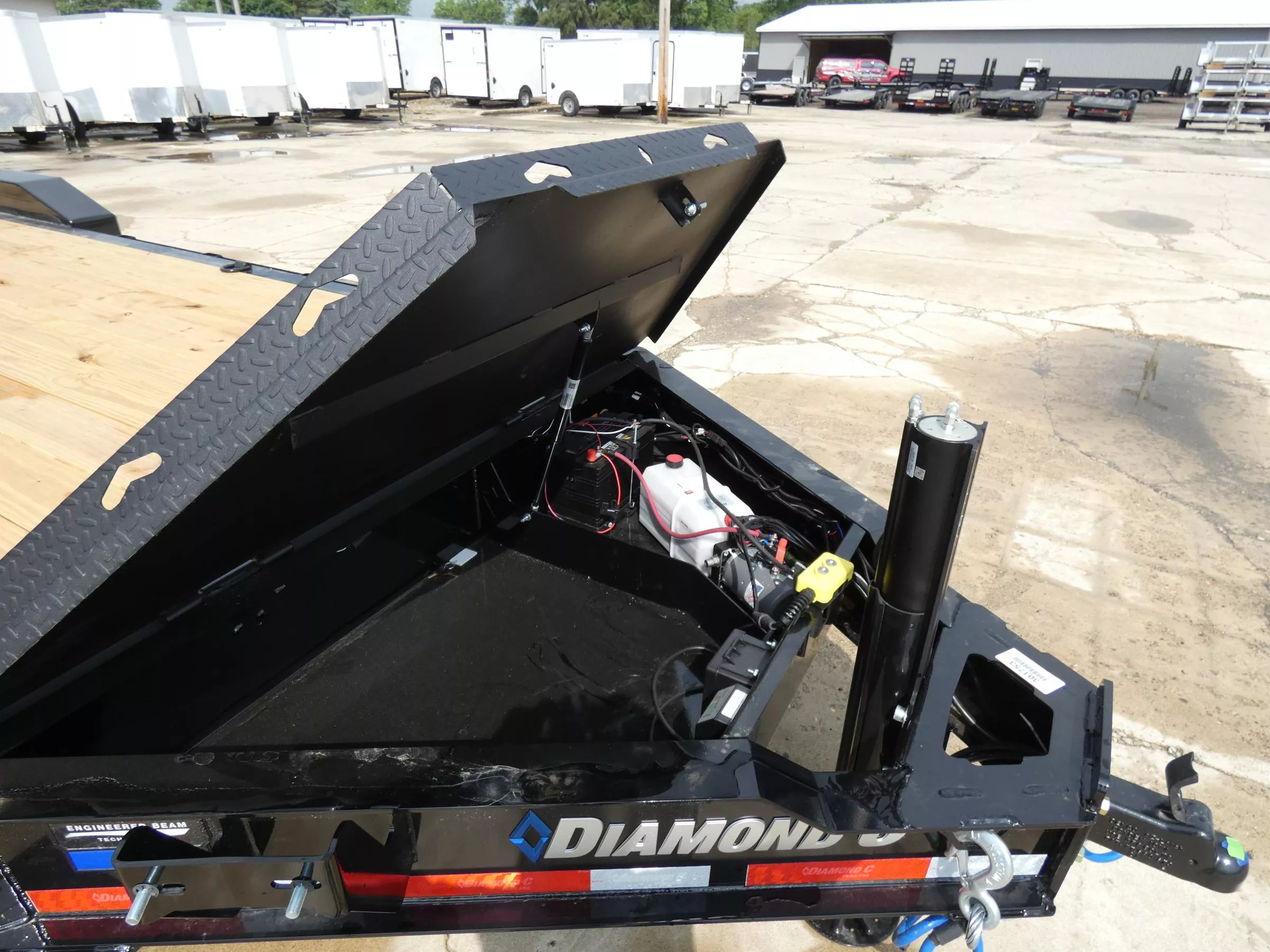 new Equipment / Flatbed Trailers Diamond C Trailers  for sale, in St. Johns, MI Thumbnail 9