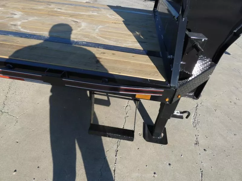 new Equipment / Flatbed Trailers Diamond C Trailers  for sale, in St. Johns, MI Thumbnail 9