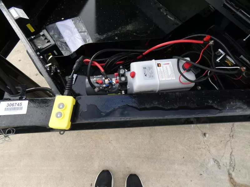 new Equipment / Flatbed Trailers Diamond C Trailers  for sale, in St. Johns, MI Thumbnail 12