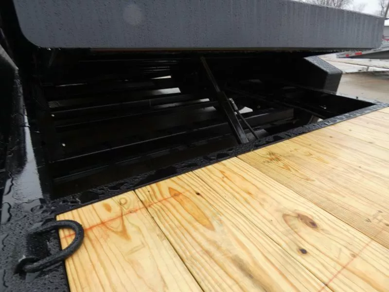 new Equipment / Flatbed Trailers Diamond C Trailers  for sale, in St. Johns, MI Thumbnail 9