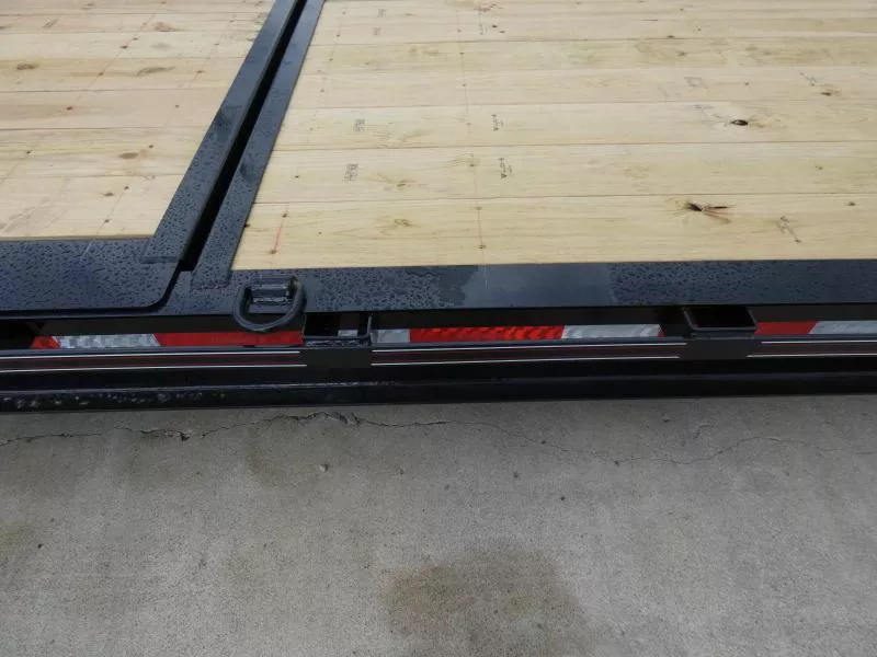 new Equipment / Flatbed Trailers Diamond C Trailers  for sale, in St. Johns, MI Thumbnail 9