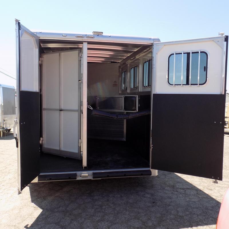 Sundowner Charter TR SE Gooseneck pour 3 chevaux