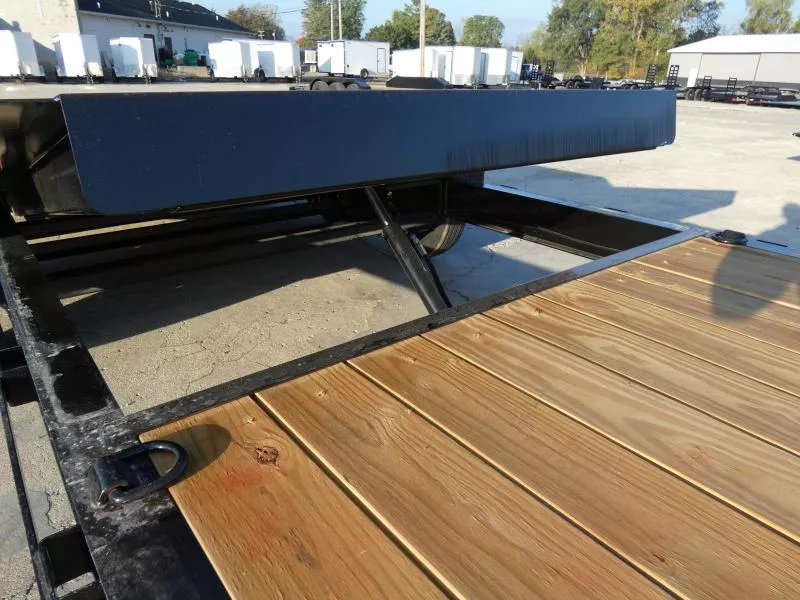 new Equipment / Flatbed Trailers Diamond C Trailers  for sale, in St. Johns, MI Thumbnail 12