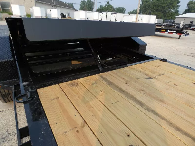 new Equipment / Flatbed Trailers Diamond C Trailers  for sale, in St. Johns, MI Thumbnail 11