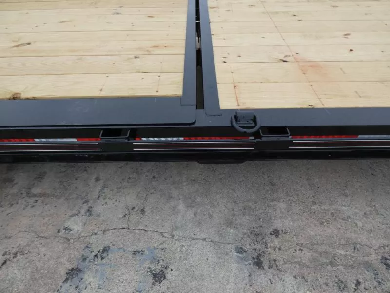 new Equipment / Flatbed Trailers Diamond C Trailers  for sale, in St. Johns, MI Thumbnail 9