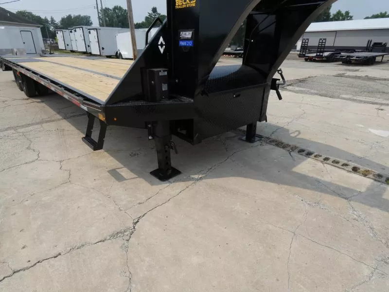 new Equipment / Flatbed Trailers Diamond C Trailers  for sale, in St. Johns, MI Thumbnail 2