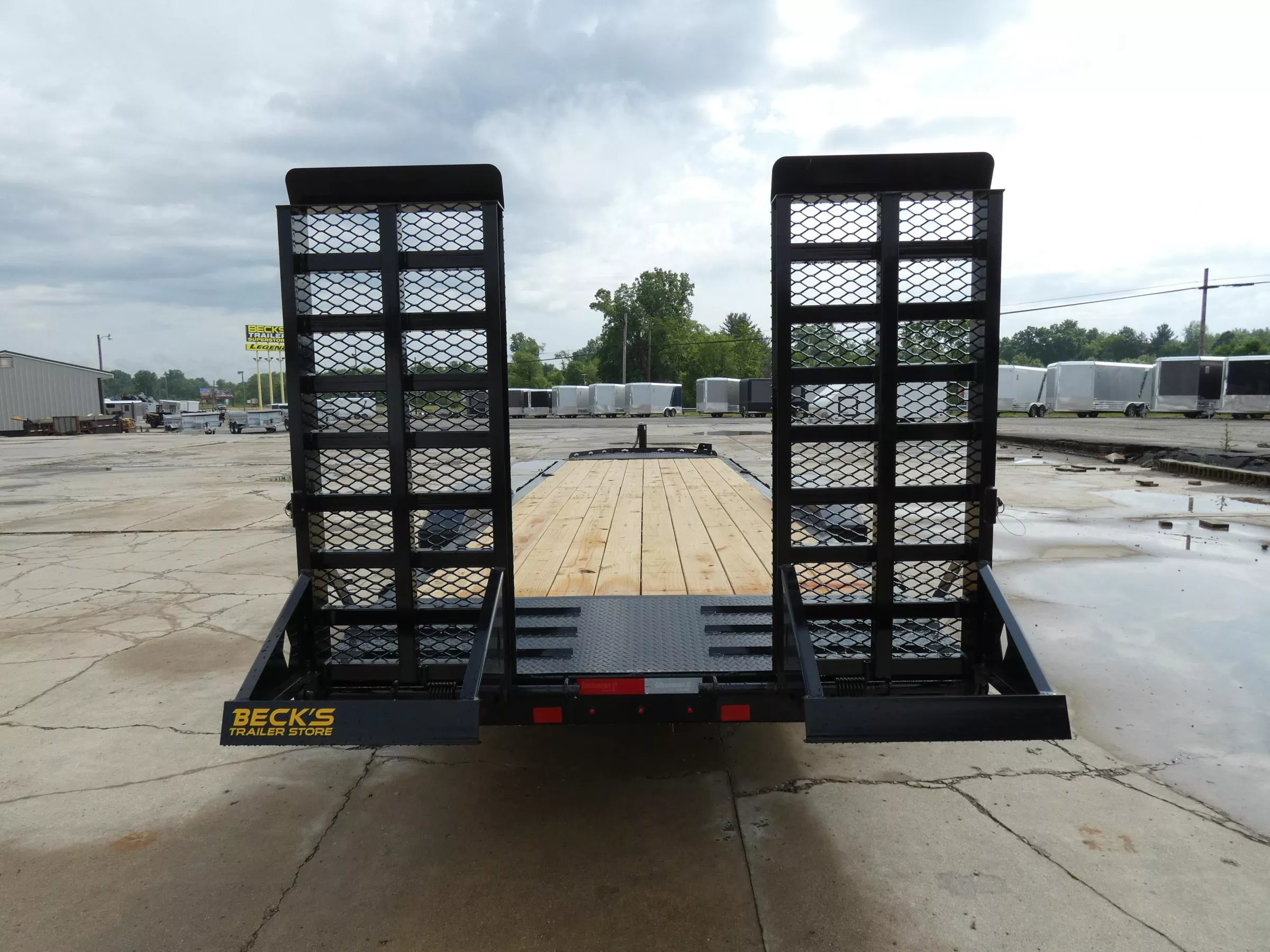 new Equipment / Flatbed Trailers Diamond C Trailers  for sale, in St. Johns, MI Thumbnail 4