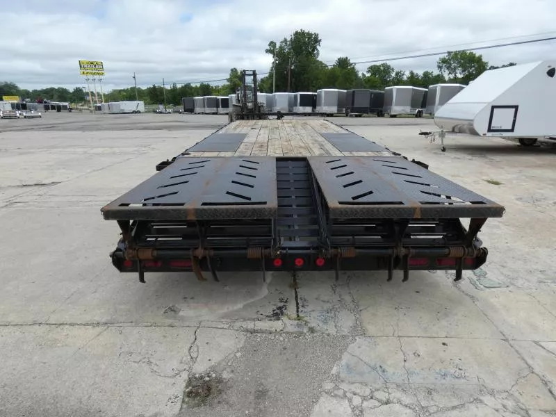 used Equipment / Flatbed Trailers Iron Bull  for sale, in St. Johns, MI Thumbnail 4