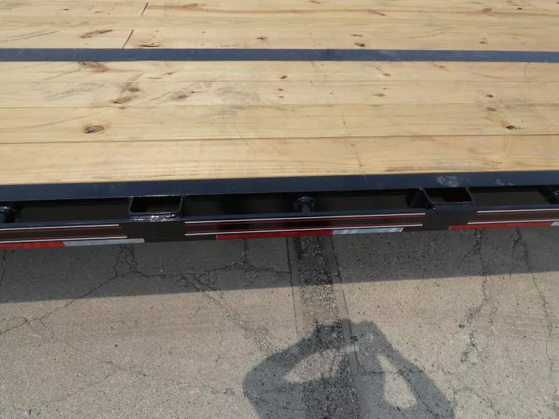 new Equipment / Flatbed Trailers Diamond C Trailers  for sale, in St. Johns, MI Thumbnail 9