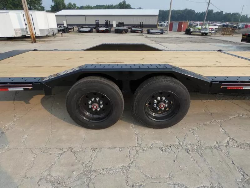 new Equipment / Flatbed Trailers Diamond C Trailers  for sale, in St. Johns, MI Thumbnail 7