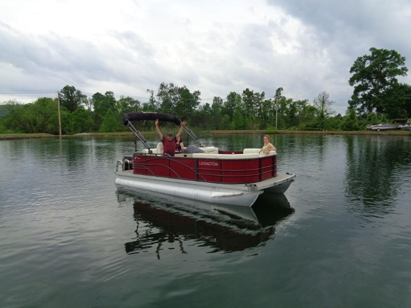 2020 International Pontoon Corporation Lexington 519 2020 International Pontoon Corporation Lexington 519