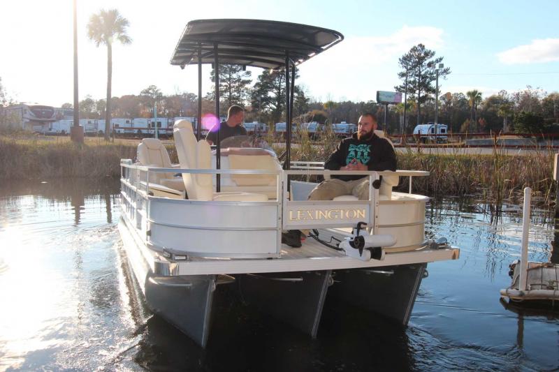 2021 Lexington 521 HPT TRITOON 2021 Lexington 521 HPT TRITOON