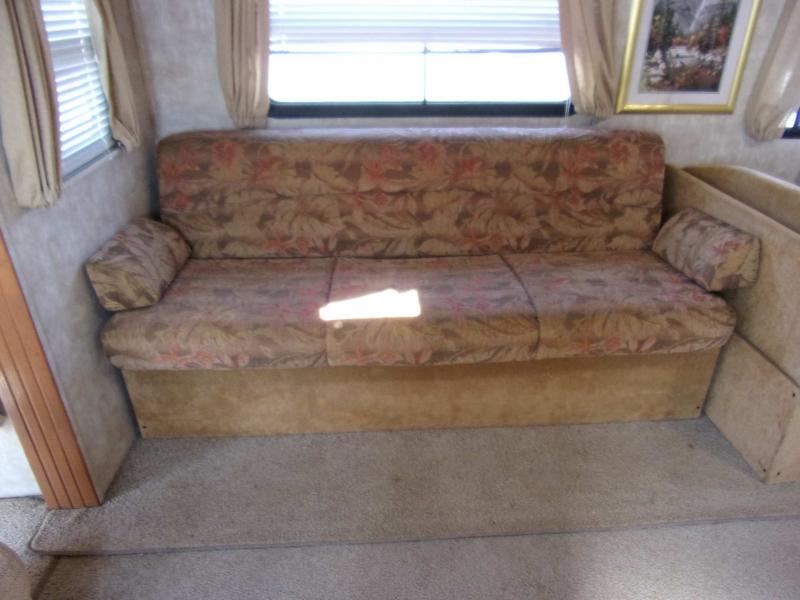 2007 Pilgrim International Inc Pilgrim 335RLSS 2007 Pilgrim International Inc Pilgrim 335RLSS