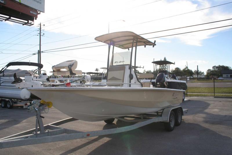 2019 Caravelle Boat Group Key Largo 2260 BAY 2019 Caravelle Boat Group Key Largo 2260 BAY