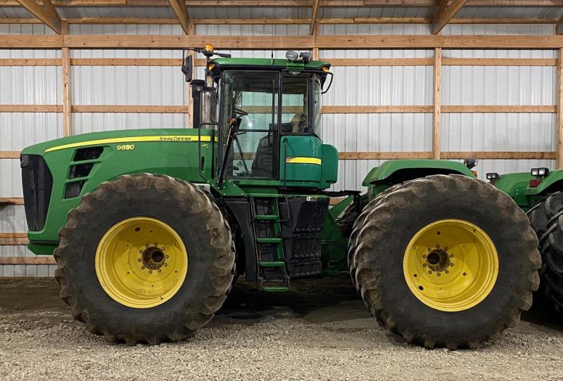 2011 John Deere 9630 Tractor 2011 John Deere 9630 Tractor