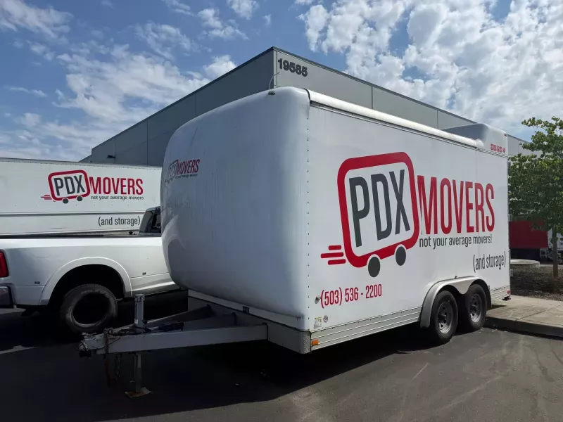 used Cargo (Enclosed) Trailers Wells Cargo  for sale, in Tualatin, OR Thumbnail 2