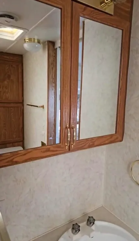 used Park Models Hy-Line Enterprises Other for sale, in Crossfield, AB Thumbnail 9