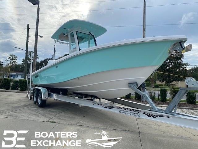 2023 Everglades Boats 253 CC located in New Smyrna Beach 2023 Everglades Boats 253 CC located in New Smyrna Beach
