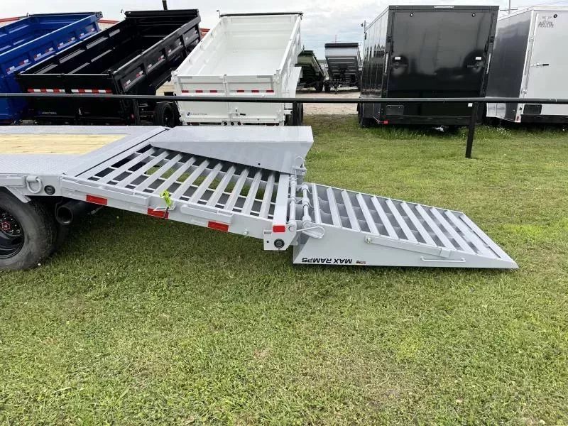 new Equipment / Flatbed Trailers Load Trail  for sale, in Bastrop, LA Thumbnail 10