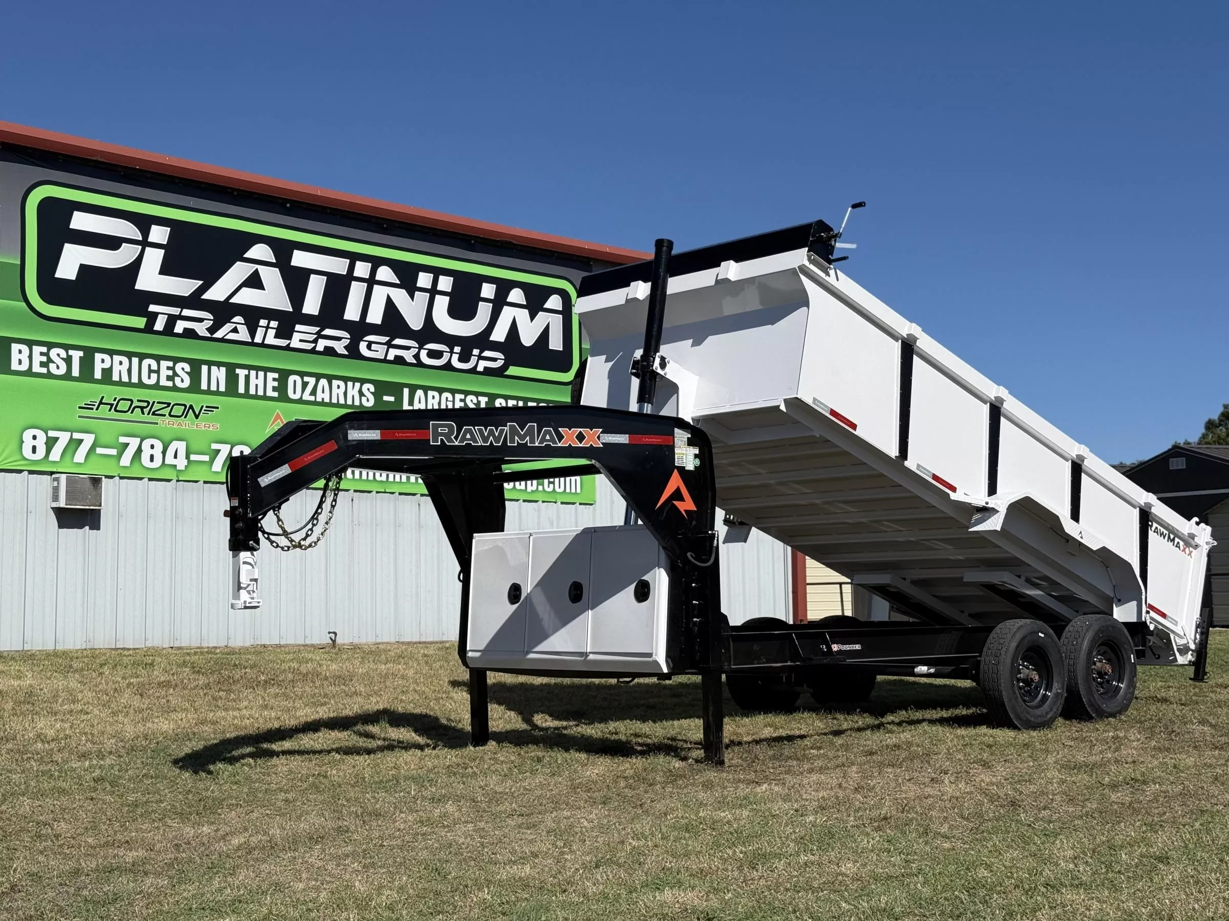 【タイムセール】  TRUCK STANDARD RAW 新品　未使用 2026 RawMaxx LPX TELESCOPIC 83X16 HIGH SIDE W/HYDRAULIC JACKS 16K