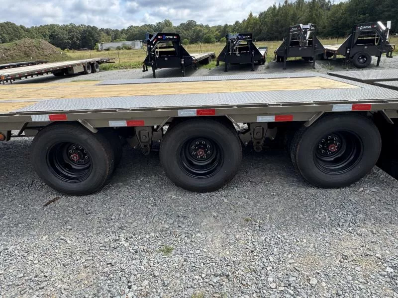 new Equipment / Flatbed Trailers Load Trail  for sale, in Bastrop, LA Thumbnail 6