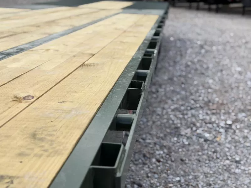 new Equipment / Flatbed Trailers Load Trail  for sale, in Malvern, AR Thumbnail 14