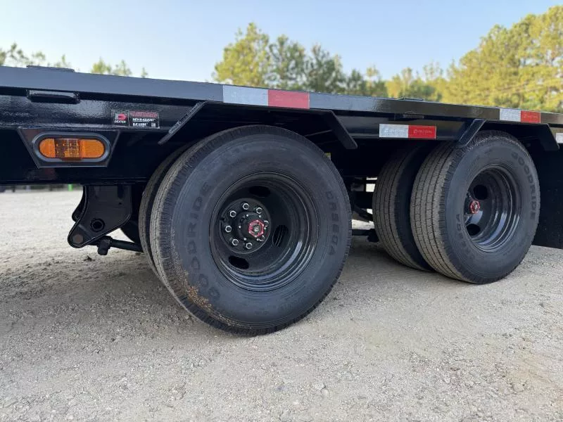 new Equipment / Flatbed Trailers Load Trail  for sale, in Athens, GA Thumbnail 4