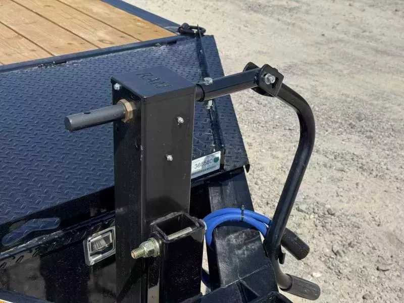 new Equipment / Flatbed Trailers Load Trail  for sale, in Bastrop, LA Thumbnail 4