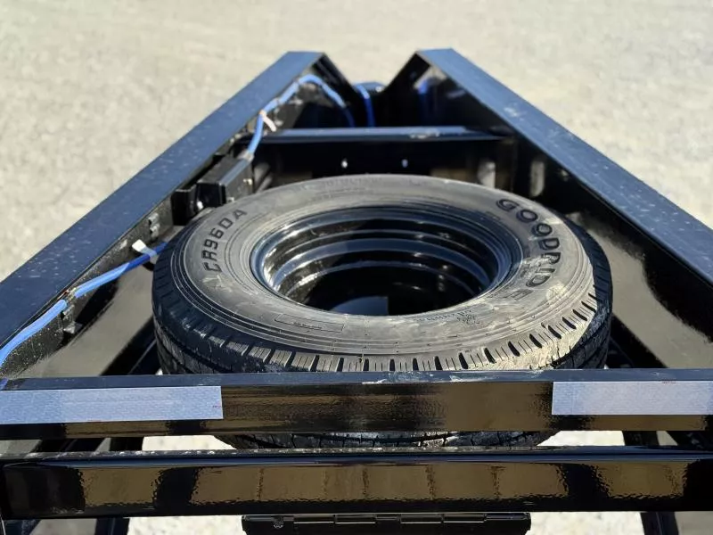new Equipment / Flatbed Trailers Load Trail  for sale, in Trumann, AR Thumbnail 6