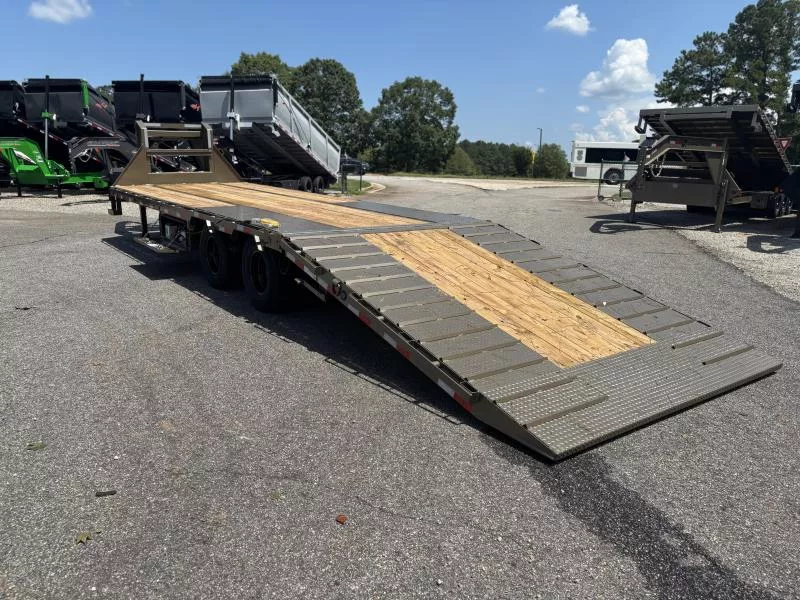 2026 Load Trail 102X32 25900 GVWR 10' HYDRAULIC DOVETAIL Deckover Trailer