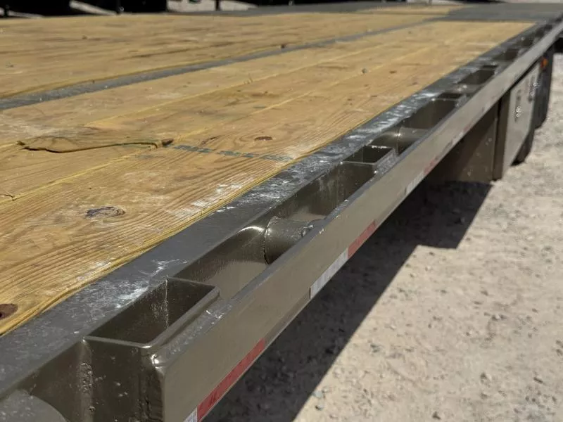 new Equipment / Flatbed Trailers Load Trail  for sale, in Malvern, AR Thumbnail 11