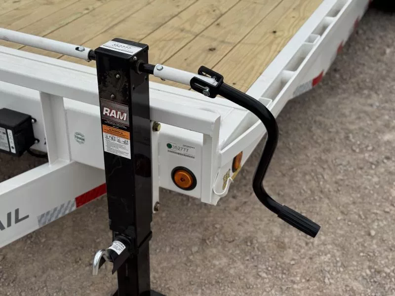 new Equipment / Flatbed Trailers Load Trail  for sale, in Malvern, AR Thumbnail 5