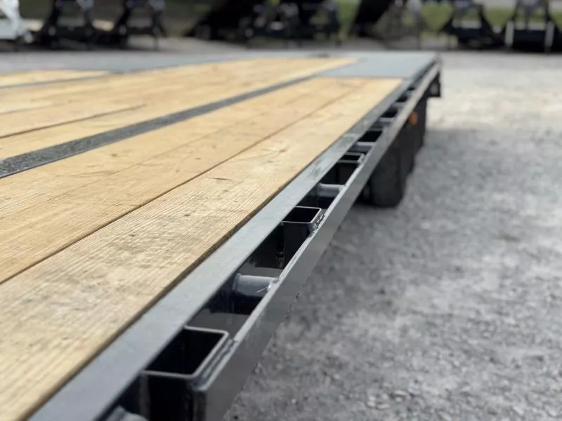 new Equipment / Flatbed Trailers Load Trail  for sale, in Malvern, AR Thumbnail 12