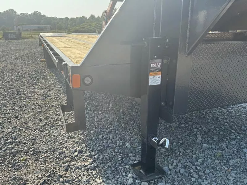 new Equipment / Flatbed Trailers Load Trail  for sale, in Bastrop, LA Thumbnail 11