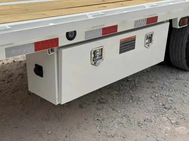 new Equipment / Flatbed Trailers Load Trail  for sale, in Malvern, AR Thumbnail 13