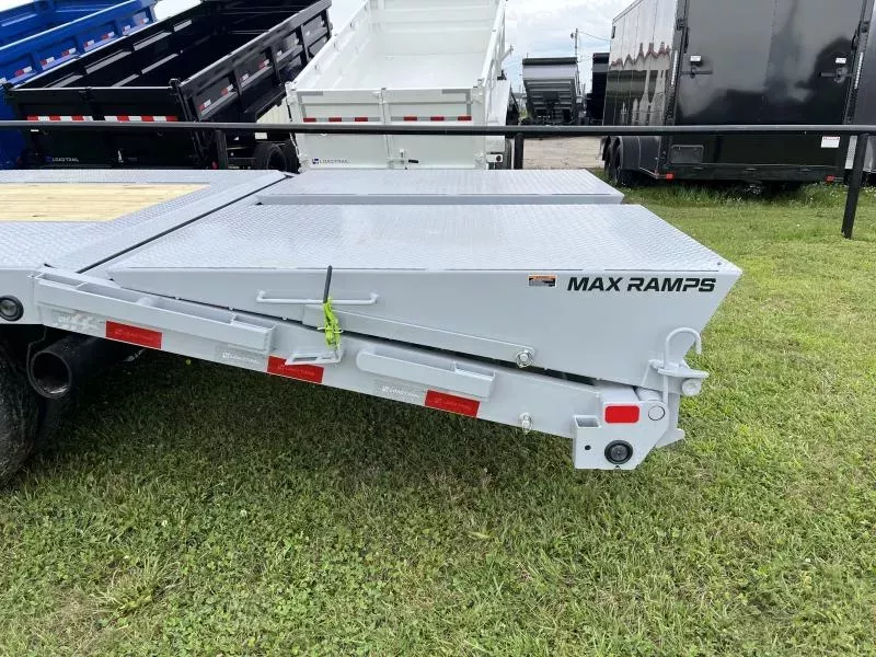 new Equipment / Flatbed Trailers Load Trail  for sale, in Bastrop, LA Thumbnail 9