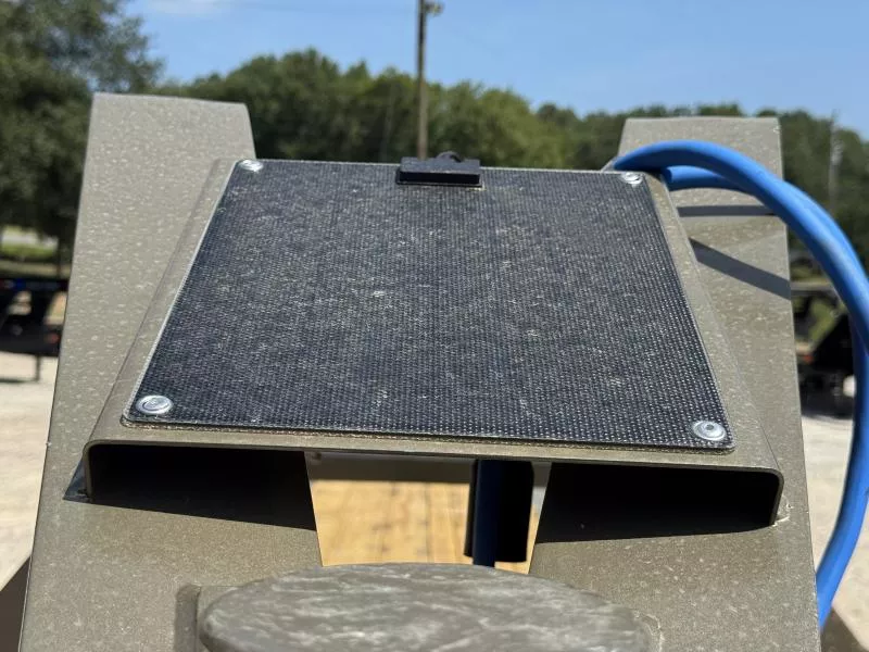new Equipment / Flatbed Trailers Load Trail  for sale, in Malvern, AR Thumbnail 5