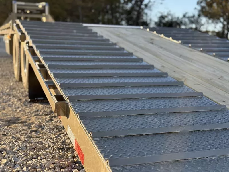 new Equipment / Flatbed Trailers Load Trail  for sale, in Mountain Home, AR Thumbnail 4