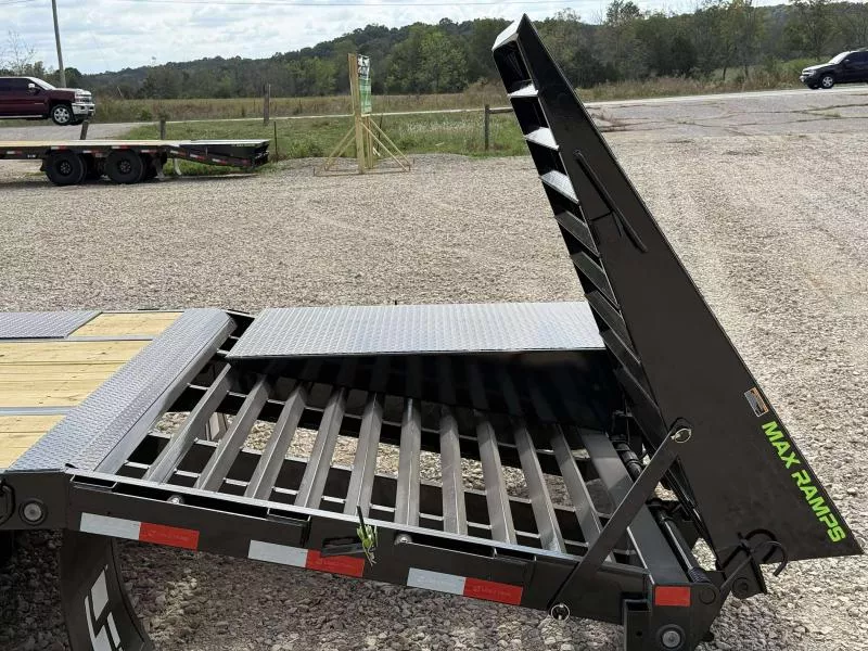 new Equipment / Flatbed Trailers Load Trail  for sale, in Trumann, AR Thumbnail 2
