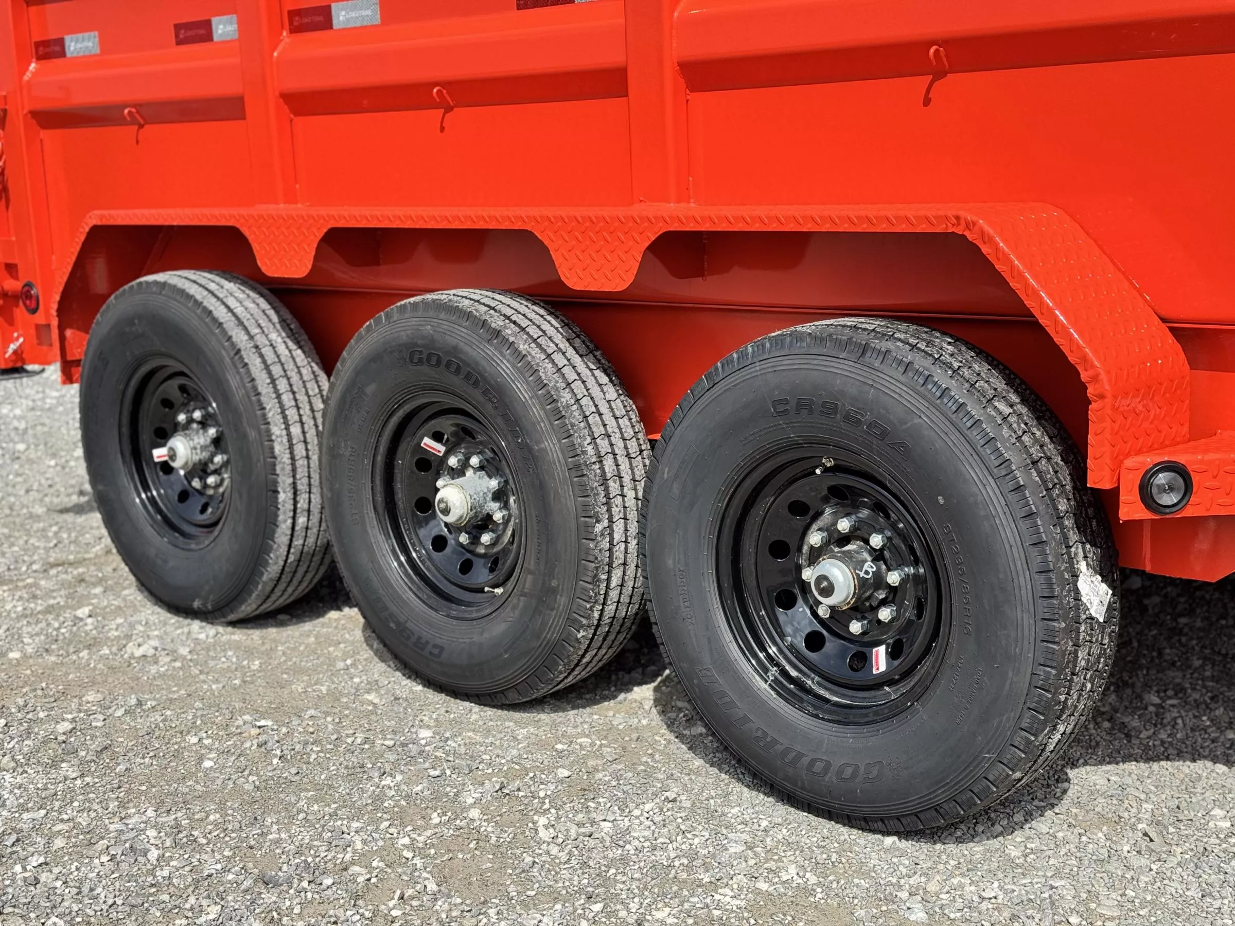 2025 Load Trail DG 83x16 High Side Triple Axle Telescopic