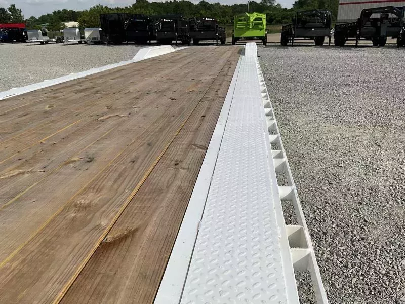 new Equipment / Flatbed Trailers Load Trail  for sale, in Trumann, AR Thumbnail 6