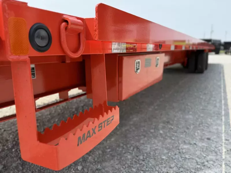 new Equipment / Flatbed Trailers Load Trail  for sale, in Trumann, AR Thumbnail 8